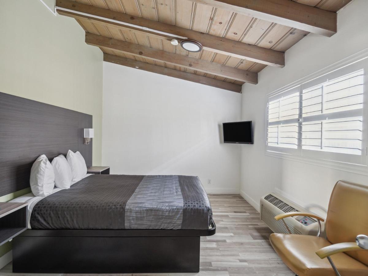 Discovery Inn Monterey Bay Seaside Luaran gambar